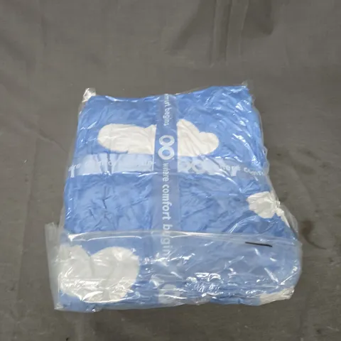 SEALED OODIE OVERSIZED HOODED BLANKET - CLOUDS