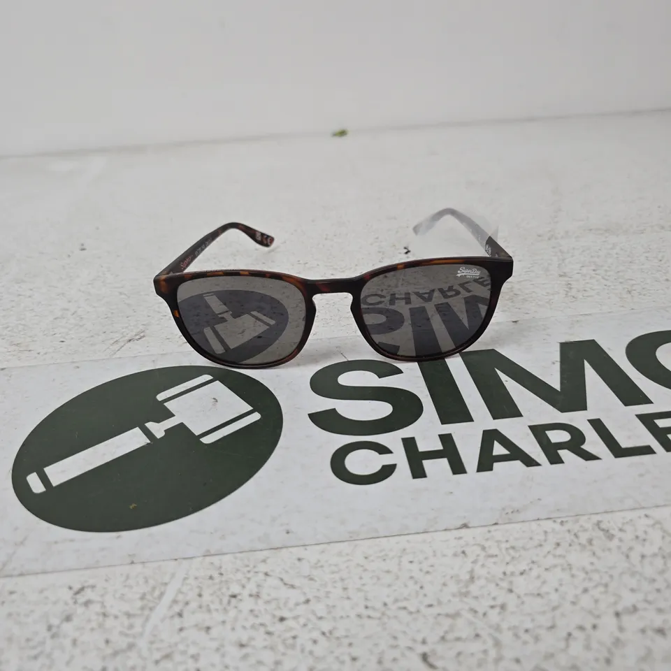 SUPERDRY SUNGLASSES – TORTOISESHELL FRAME