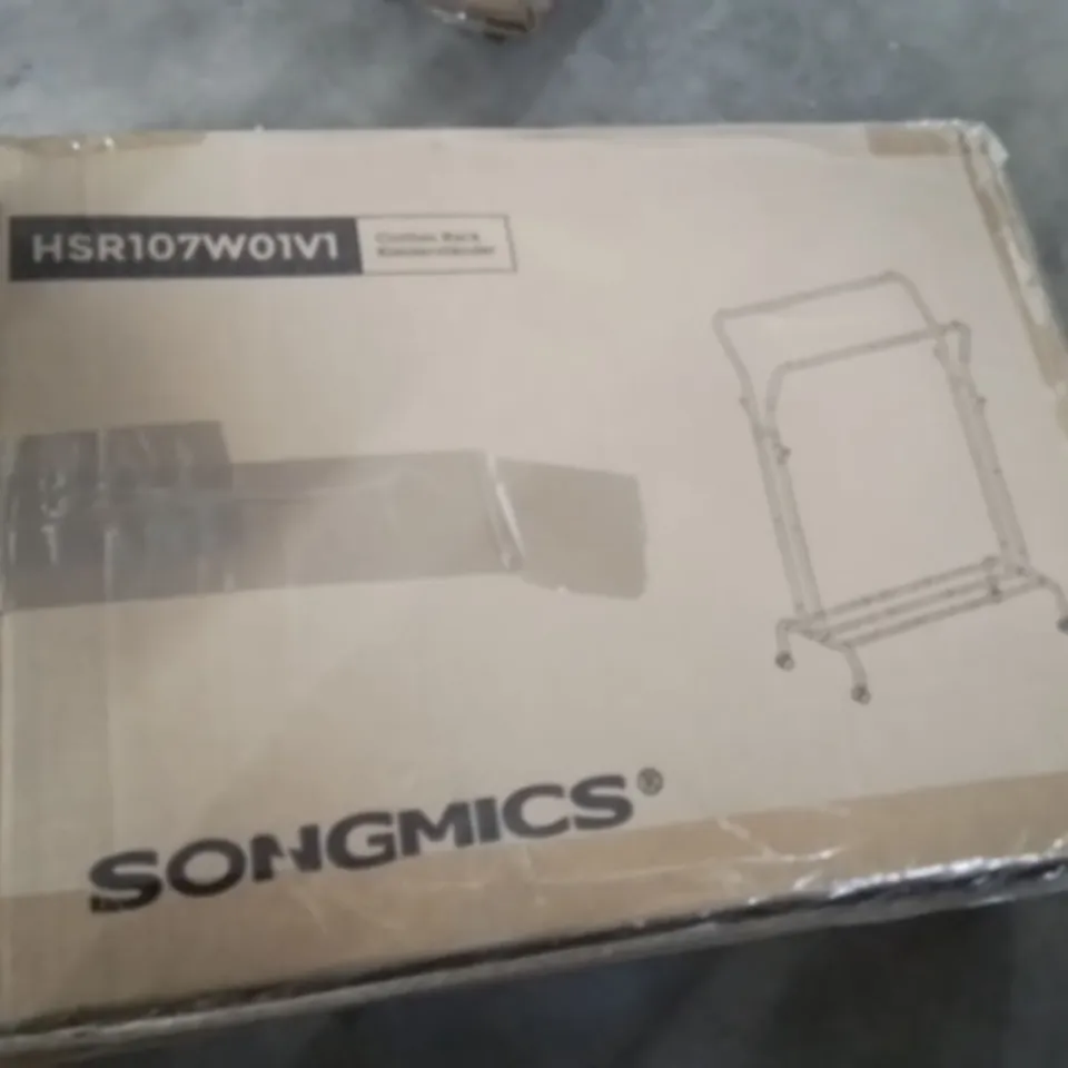 BOXED SONGMICS CLOTHES RACK 