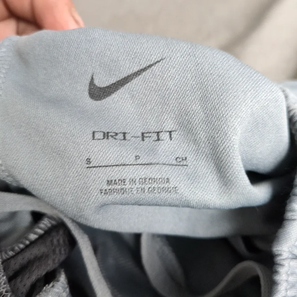 NIKE DRI-FIT TRACK PANTS – GREY UK S