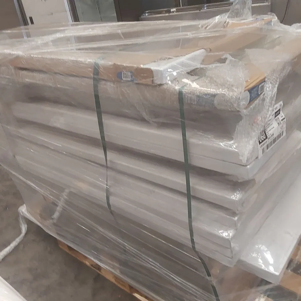 PALLET CONTAINING A VERY LARGE QUANTITY OF ASSORTED BATH TUBS INCLUDING: DURHAM SQUARE DOUBLE ENDED BATH 1700 X 700, HEREFORD SQUARE S/E BATH 1500 X 700 ECT