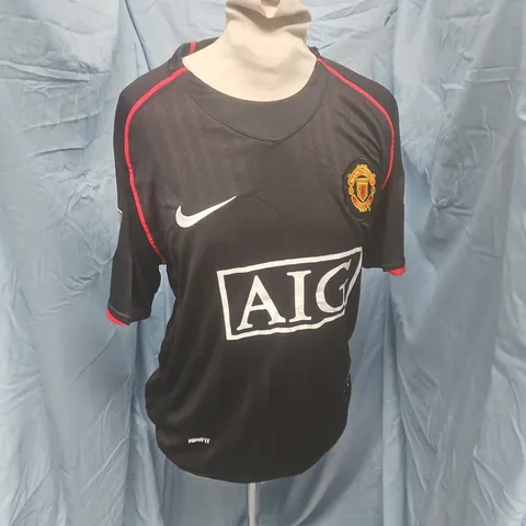 NIKE MANCHESTER UNITED FC RONALDO 7 REPLICA FOOTBALL JERSEY – BLACK, SIZE S