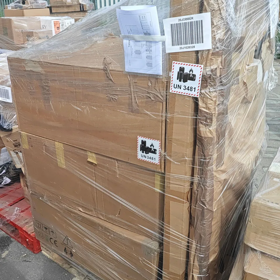 PALLET CONTAINING 6 ASSORTED ITEMS TO INCLUDE FLYMO AND NINJA