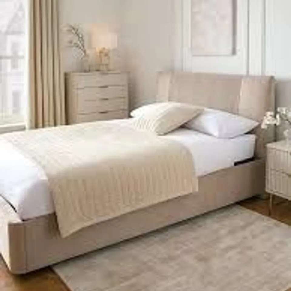 BOXED SERENITY END LIFT UP STORAGE OTTOMAN KING BED - NATURAL (4 BOXES)