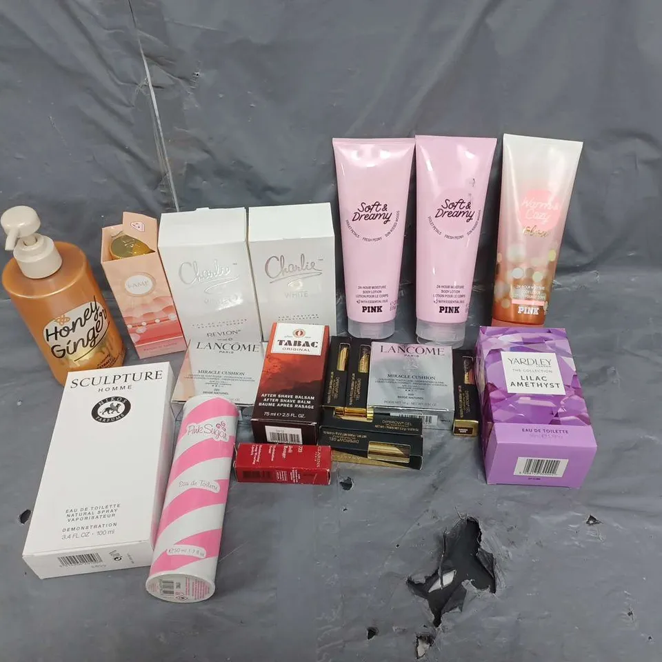 LOT OF APPROX 15 COSMETIC ITEMS TO INCLUDE PINK BODY LOTION, DIPBROW GEL, ETC