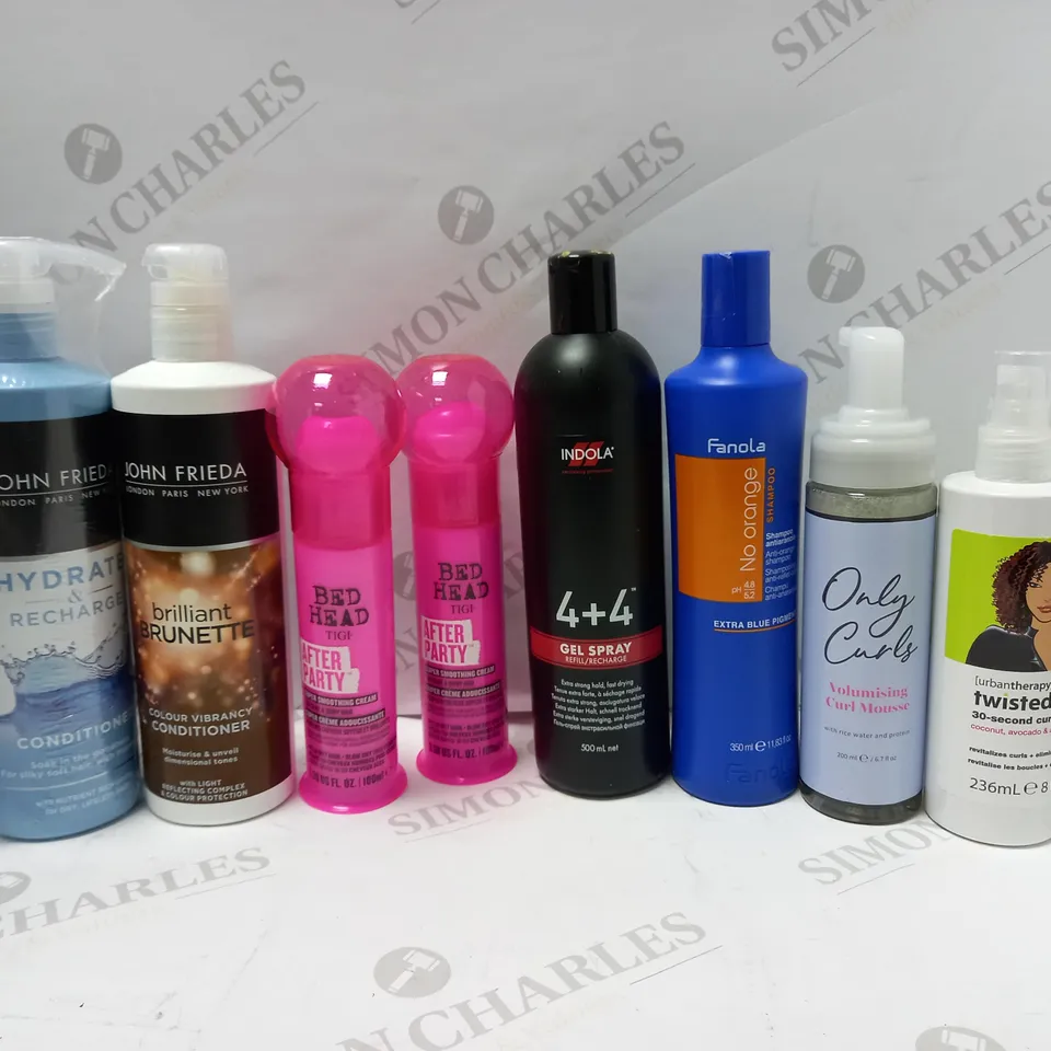 LOT OF APPROX 10 ASSORTED HAIRCARE PRODUCTS TO INCLUDE JOHN FRIEDA HYDRATING SHAMPOO, BEDHEAD SMOOTHING CREAM, ONLY CURLS VOLUMIZING MOUSSE, ETC