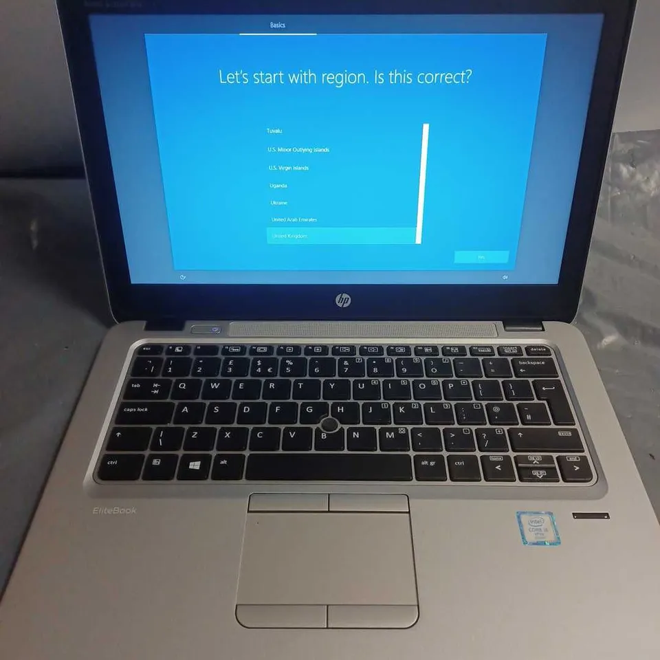 UNBOXED HP ELITEBOOK 820 G3 INTEL CORE I5 VPRO LAPTOP IN SILVER