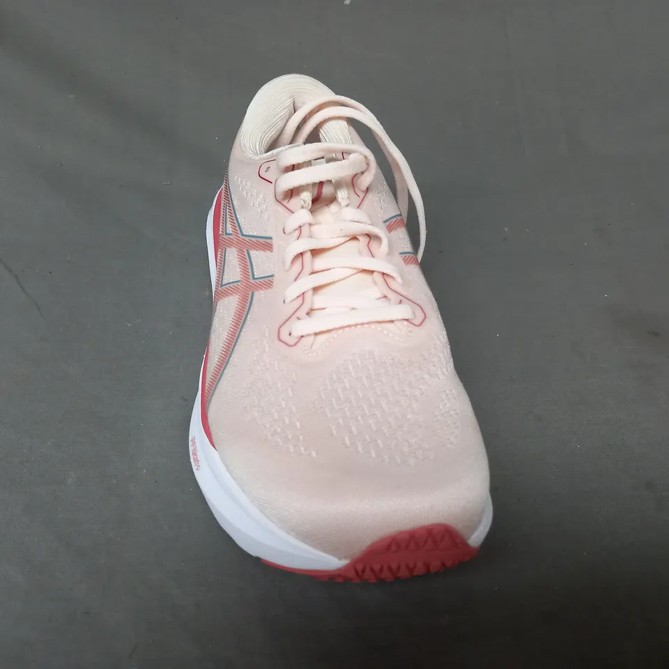 PAIR OF ASICS GEL-KAYANO SHOES IN BEIGE UK SIZE 6.5