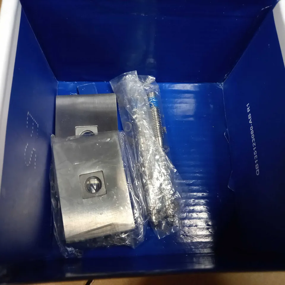 BOXED Q-RAILING HAND RAIL BRACKETS