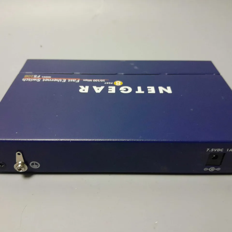 NETGEAR PROSAFE 8 PORT 10/100 SWITCH FS108 V2