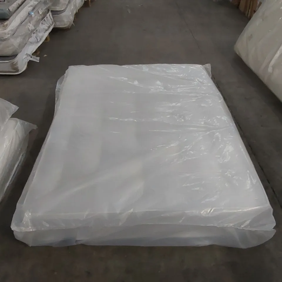 QUALITY BAGGED LLEWELLYN BOWEN PREMIUM POCKET SPRUNG 135CM DOUBLE MATTRESS 