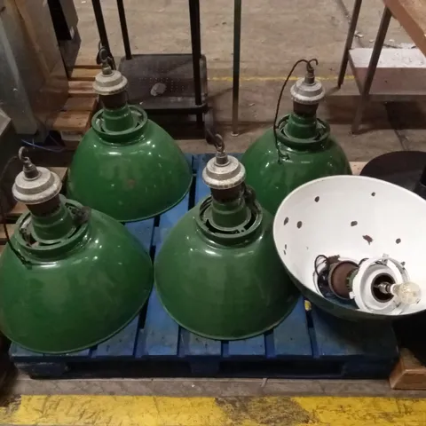 SET OF 5 PENDANT INDUSTRIAL LIGHTS