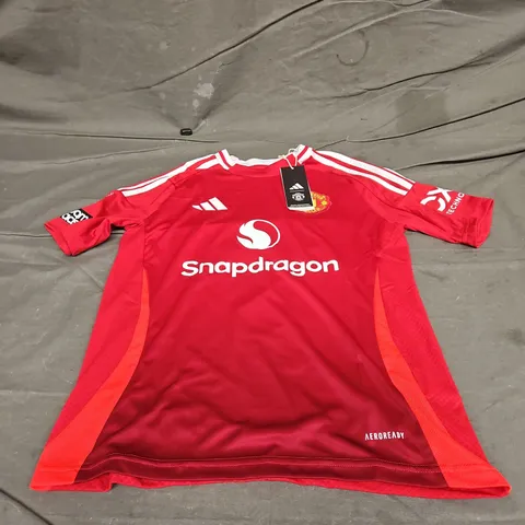 ADIDAS MUFC HOME JERSEY IN RED SIZE 11-12YRS