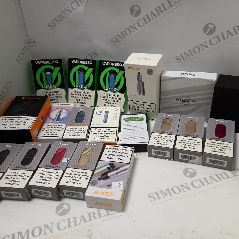 LOT OF APPROX 20 TO INCLUDE GEEKVAPE AP2 , ASPIRE ZELOS 3 KIT , ETC