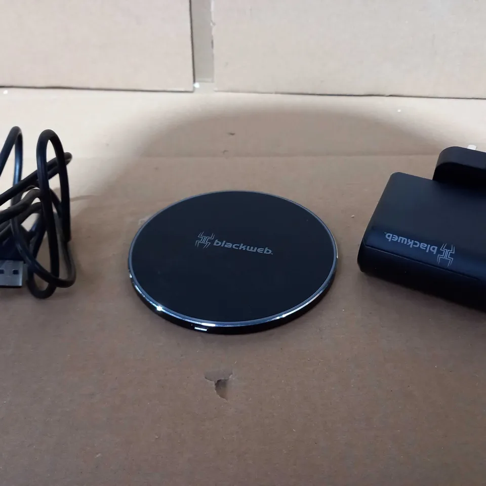 BLACKWEB WIRELESS CHARGING PAD