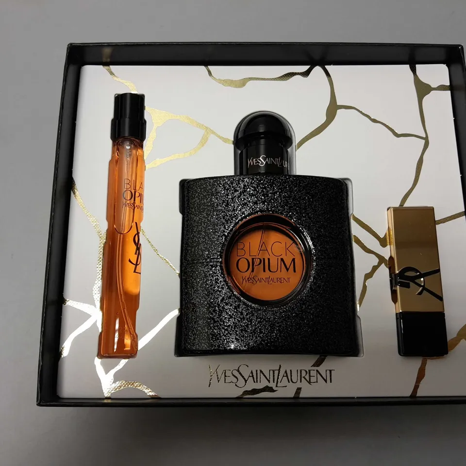 BOXED YVESSAINTLAURENT BLACK OPIUM SET