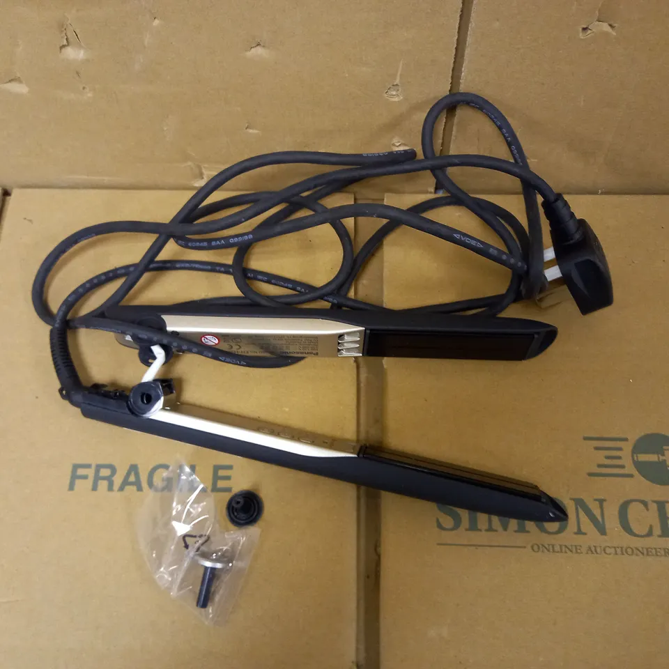 PANASONIC EH-HS0E NANOE HAIR STRAIGHTENER