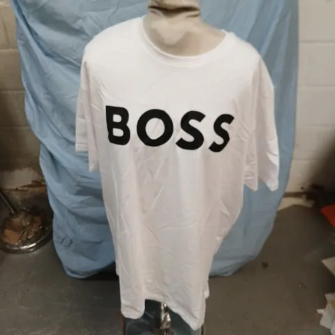 BOSS WHITE T-SHIRT WITH LARGE BLACK LOGO – TAG ATTACHED