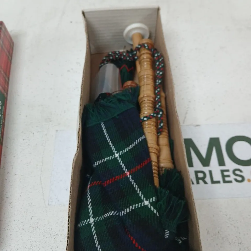 JUNIOR PLAYABLE BAGPIPES – SCOTLAND'S NATIONAL MUSICAL INSTRUMENT IN PLAID BOX
