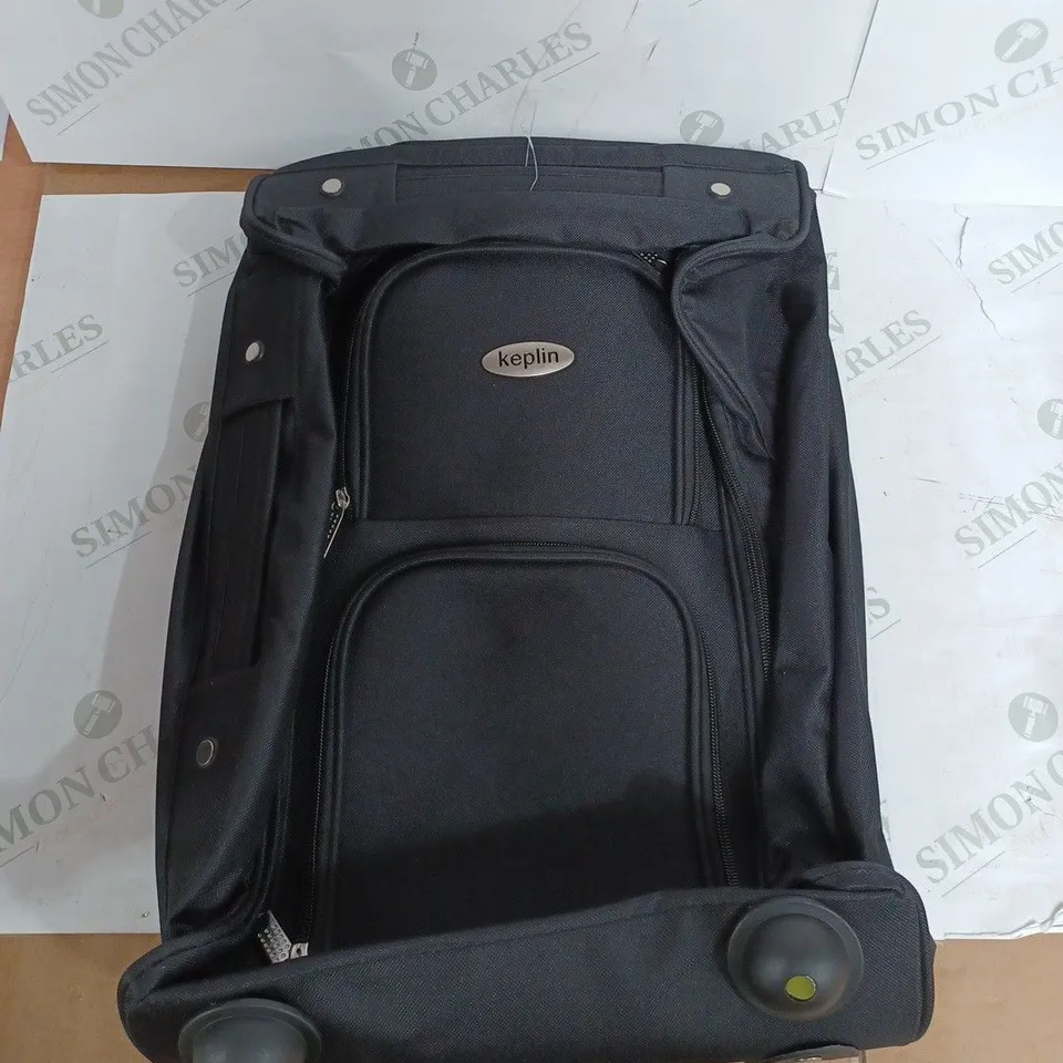 KEPLIN BLACK CASE WITH WHEELS 