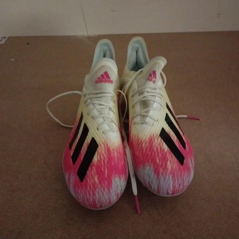 UNBOXED PAIR OF ADIDAS SPEEDMESH BOOTS IN WHITE MULTI - UK 12