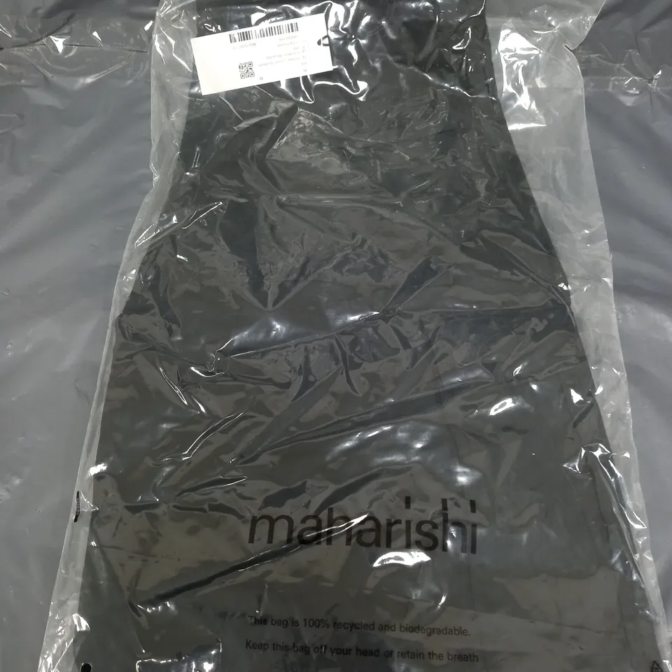 BAGGED MAHARISHI ORIGINAL CARGO LOOSE SNOSHORTS IN BLACK - MEDIUM