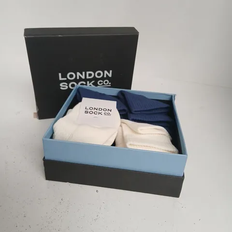 London Sock Co. Gift Set – 4 Pairs Socks (UK 4-7), White & Navy