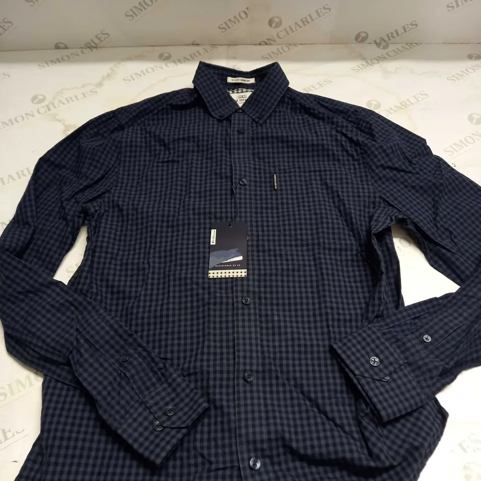 BEN SHERMAN BUTTONED SHIRT SIZE S
