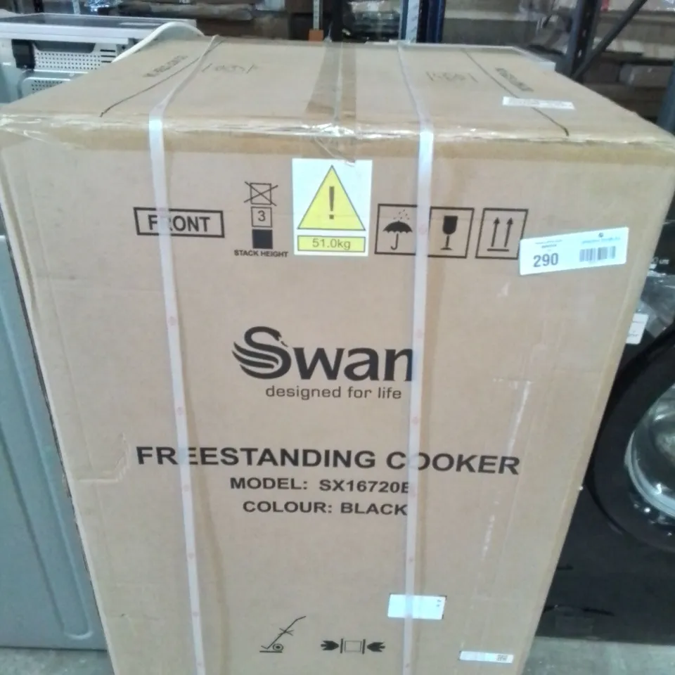 BOXED SWAN SX16720B 60CM ELECTRIC TWIN OVEN CERAMIC HOB COOKER - BLACK