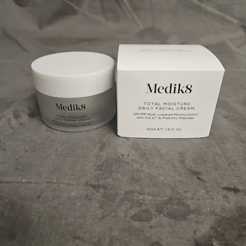 BOXED MEDIK8 TOTAL MOISTURE DAILY FACIAL CREAM 50ML