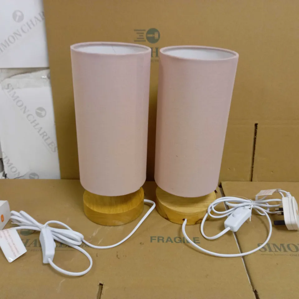 DESIGNER STYLE LIGHT WOOD CYLINDER LAMP WITH PINK SHADE