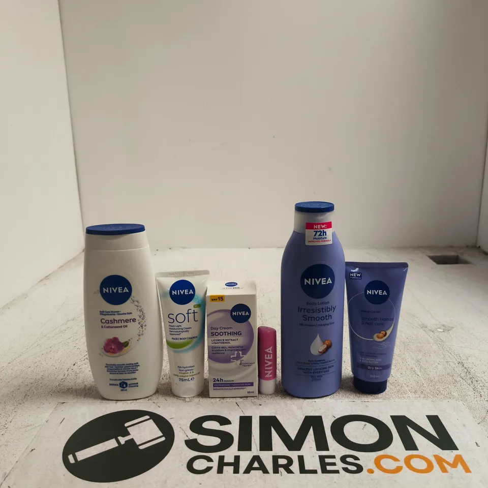 NIVEA TIME TO PAMPER SKINCARE GIFT SET – SMOOTHING SKIN COLLECTION (BOXED)