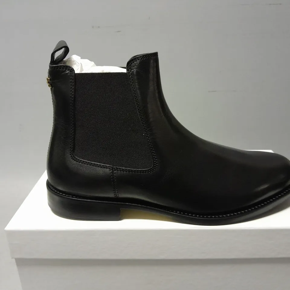 BOXED PAIR OF RUSSELL & BROMLEY BOND CHELSEA LOW ANKLE BOOT IN BLACK - SIZE 39