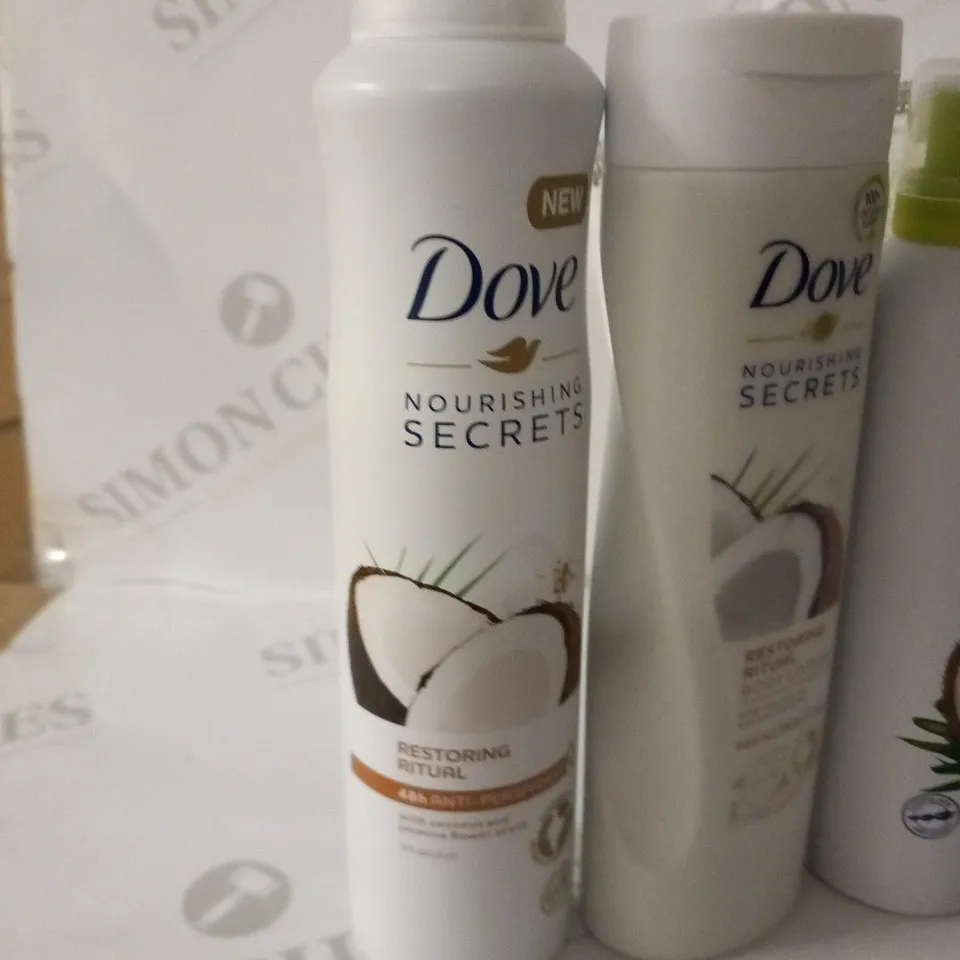 BOX OF 4 BRAND NEW DOVE NOURISHING SECRETS RELAXING RITUAL WASHBAG GIFT SET 