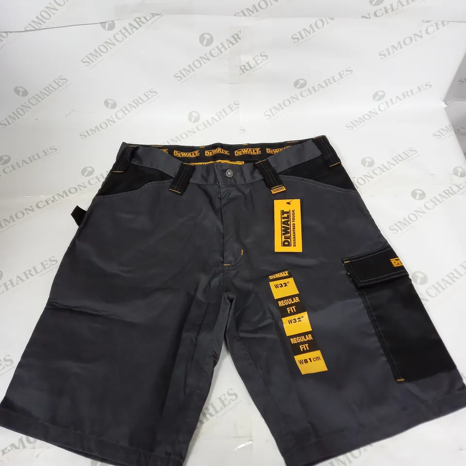 DEWALT MILAN WORK SHORTS SIZE W32