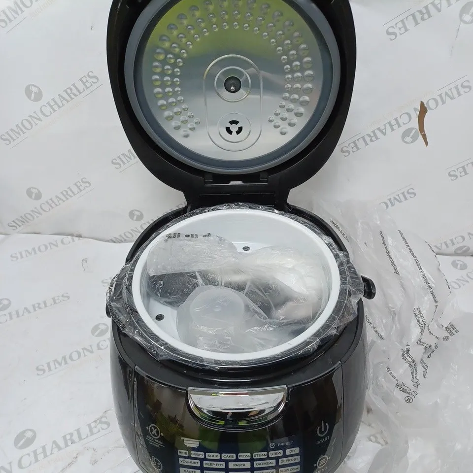 BOXED COOKS ESSENTIAL MULTI-PURPOSE COOKER 