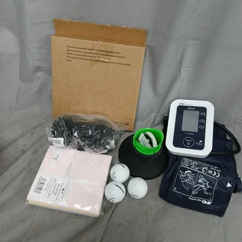 APPROXIMATELY 15 ASSORTED HOUSEHOLD ITEMS TO INCLUDE CALLAWAY GOLF BALLS, DIGITAL BLOOD PRESSURE MONITOR, GILBERT KICKING TEE, ETC