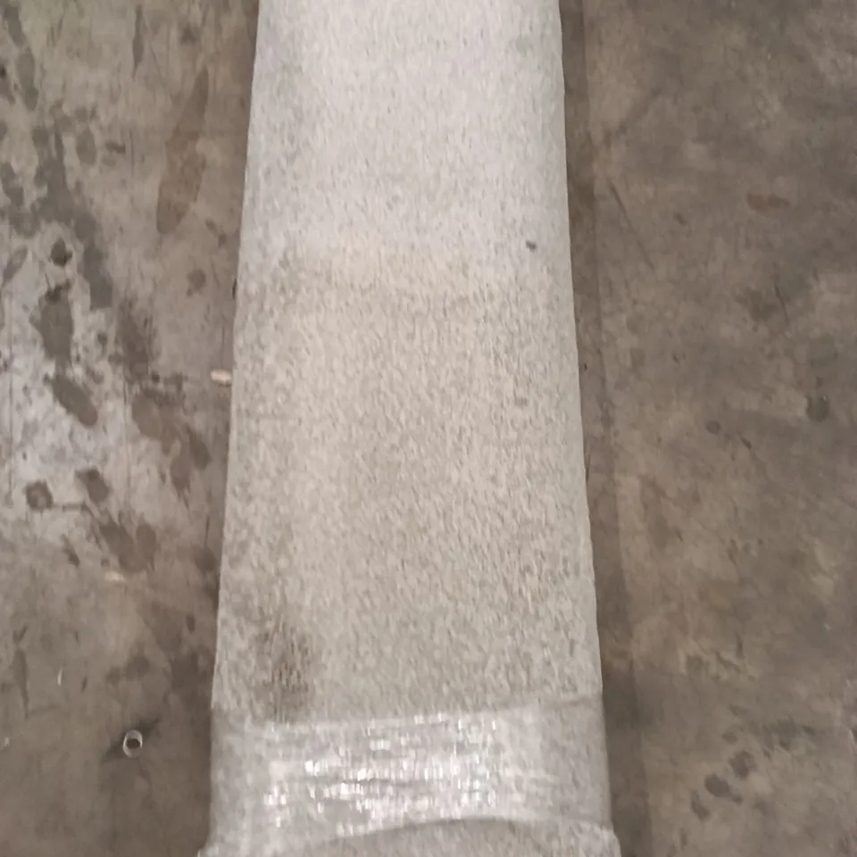 ROLL OF COMFORT TWIST GRANITE APPROX SIZE: 1.90 X 4M
