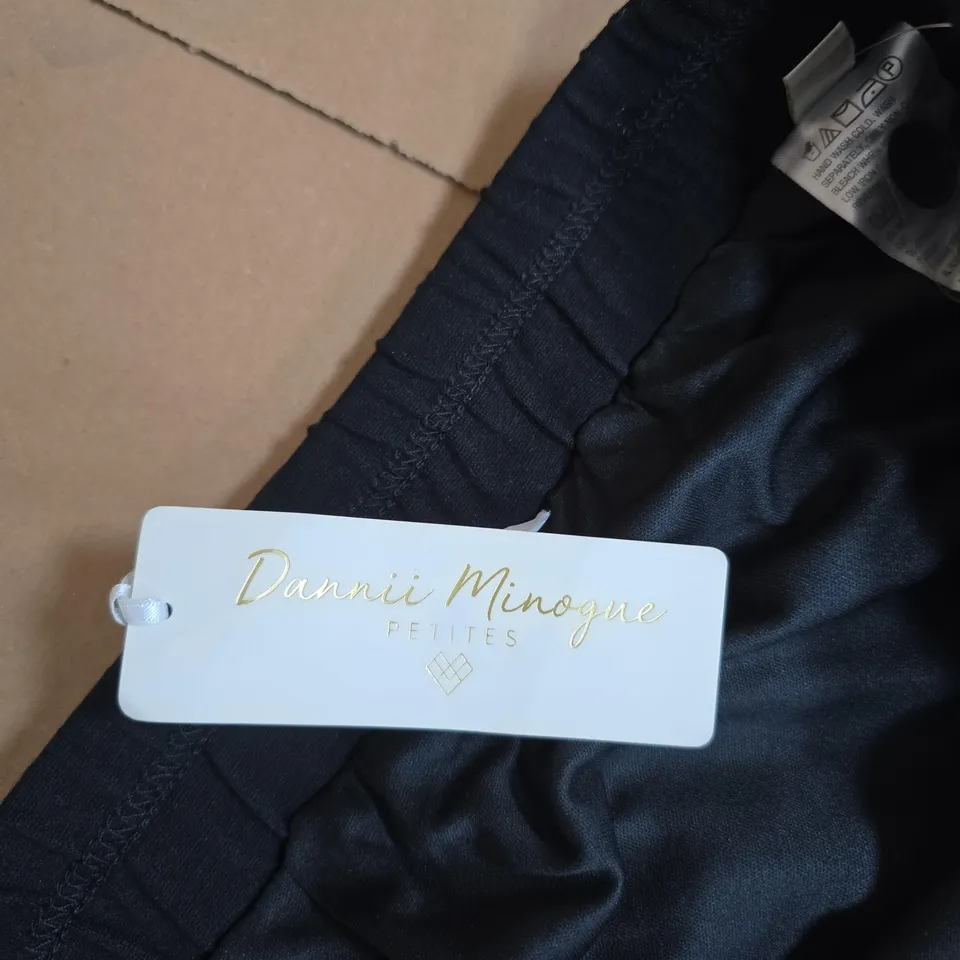 DANNII MINOGUE PETITES SEQUIN MINI SKIRT – UK LARGE PETITE