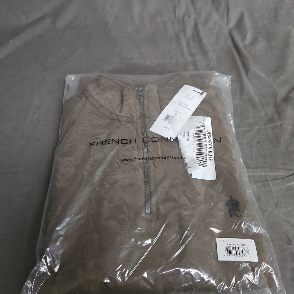 BAGGED FRENCH CONNECTION 1/4 ZIP TOP - SIZE M
