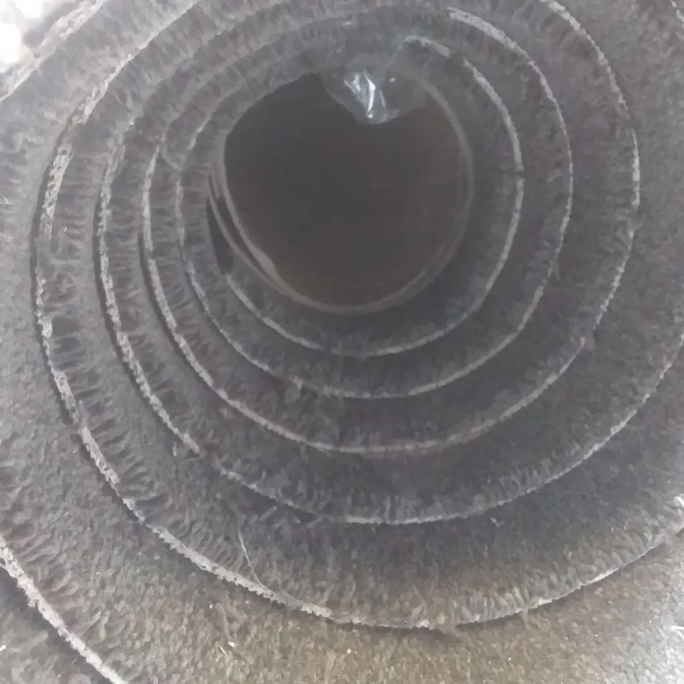 ROLL OF QUALITY EC FREEDOM XTRA EMBER CARPET 4×5.15M