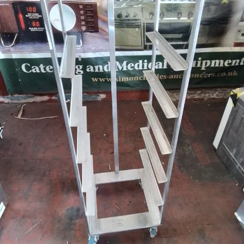 STAINLESS STEEL TRAY HOLDER RACKING