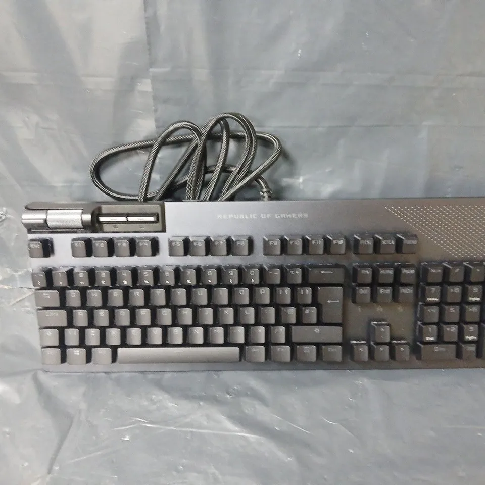 ROG STRIX FLARE II ANIMATE KEYBOARD