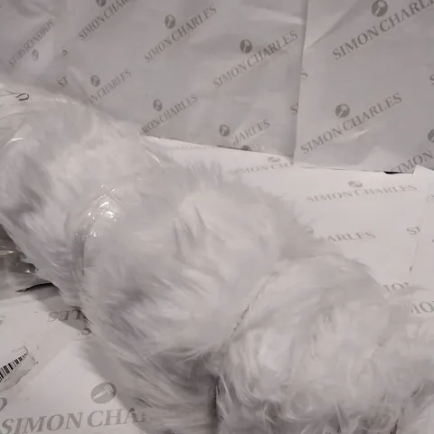 BRAND NEW PACO HOME WHITE FLUFFY RUG SIZE UNSPECIFIED 