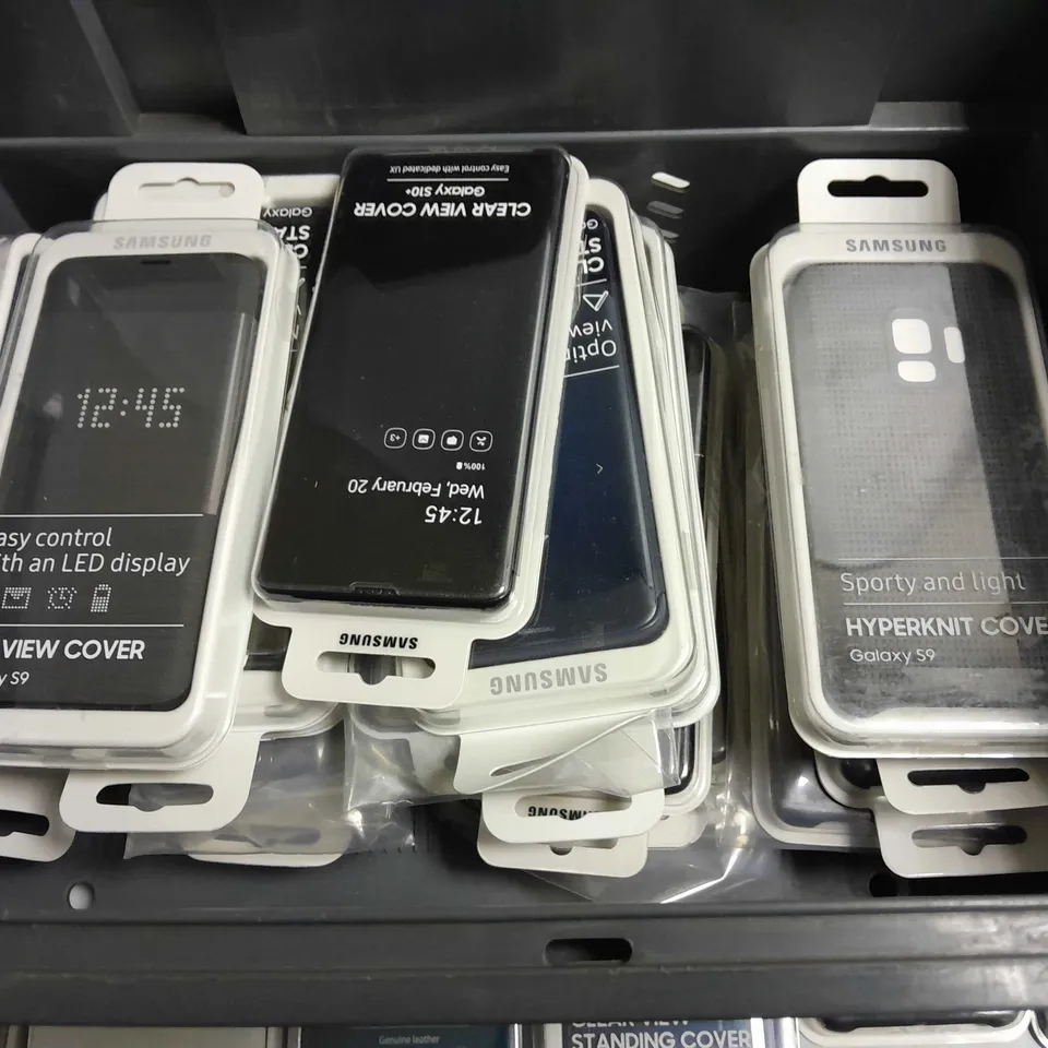 LOT OF APPROXIMATELY 35 ASSORTED SAMSUNG PHONE CASES 