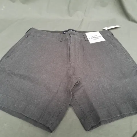 ABERCROMBIE & FITCH STRECH PLAIN FRONT SHORTS 7 - 31