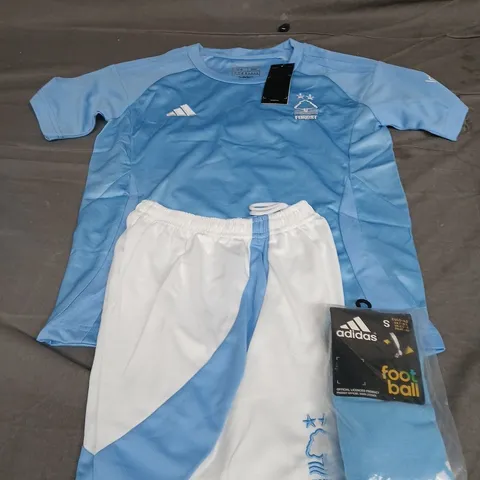 NOTTINGHAM FORREST FULL CHILDRENS KIT SIZE 7-8
