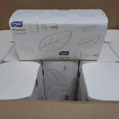 TORK BOXED SET TO INCLUDE 15 PACKS OF EXTRA SOFT SINGLEFOLD HAND TOWELS