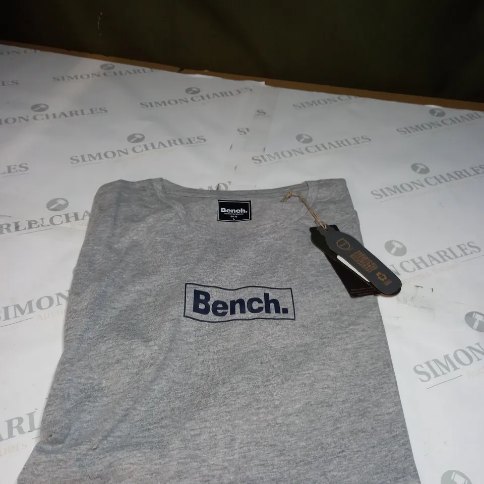 LARGE BENCH GREY T-SHIRT 