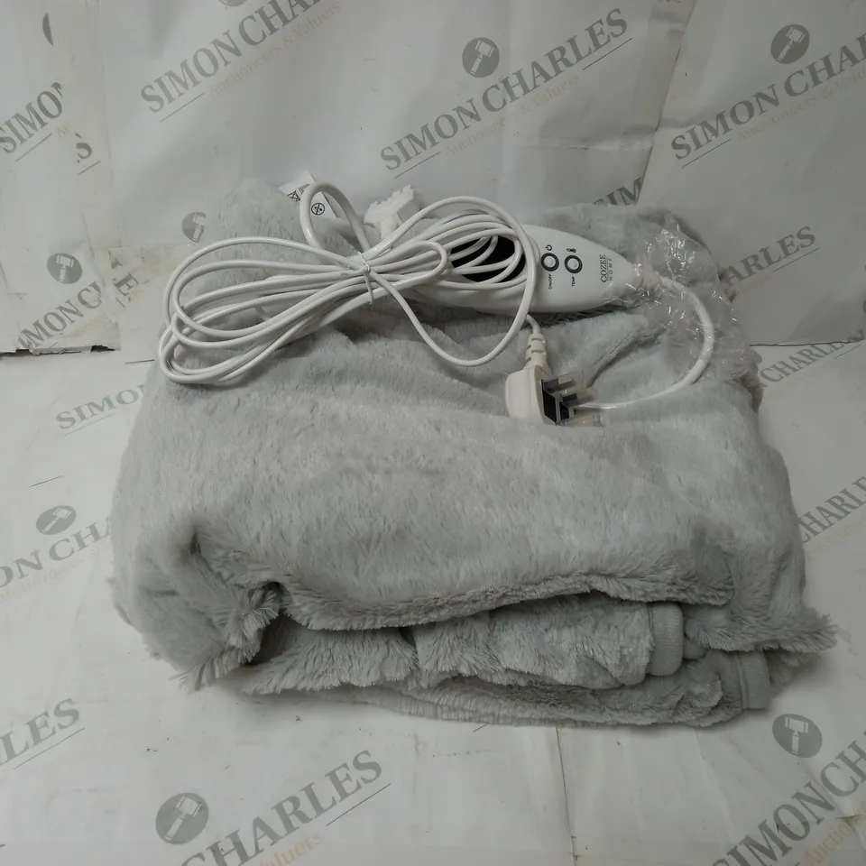 BOXED COZEE HOME HEATED BLANKET IN LIGHT GREY